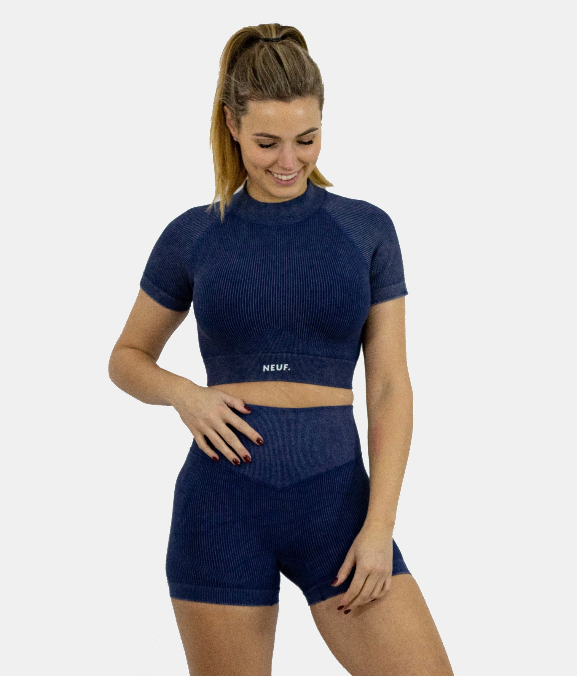 Saint-Calin - Crop Top met Hoge Hals en Korte Mouw | NEUF Sportwear